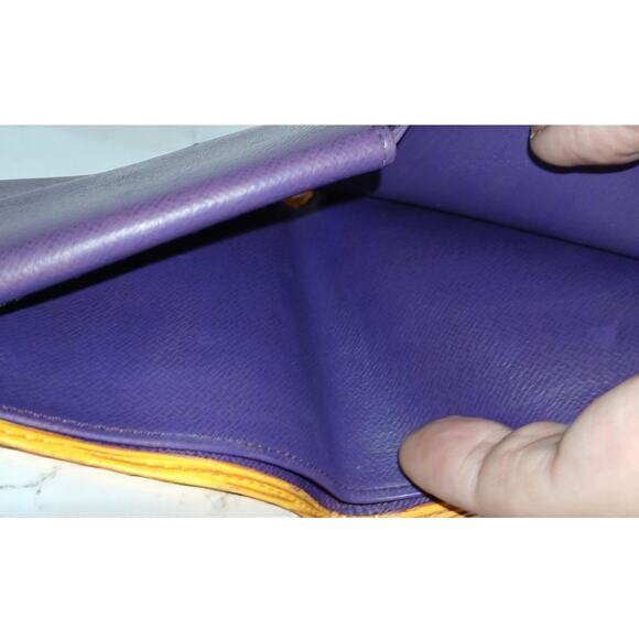 Louis Vuitton Marco Epi Leather Bifold Wallet Yellow - Picture 11 of 14